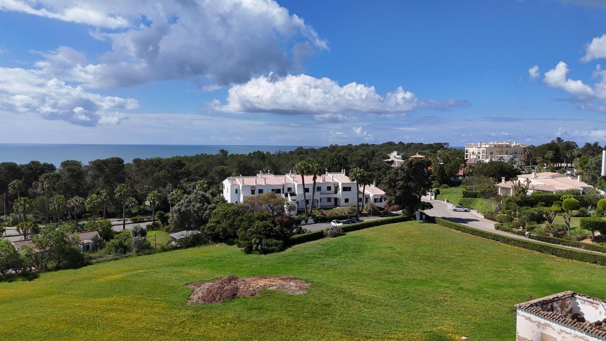 Luxury Modern T2 Ocean View - Free Parking - Pool Lejlighed Alvor Eksteriør billede