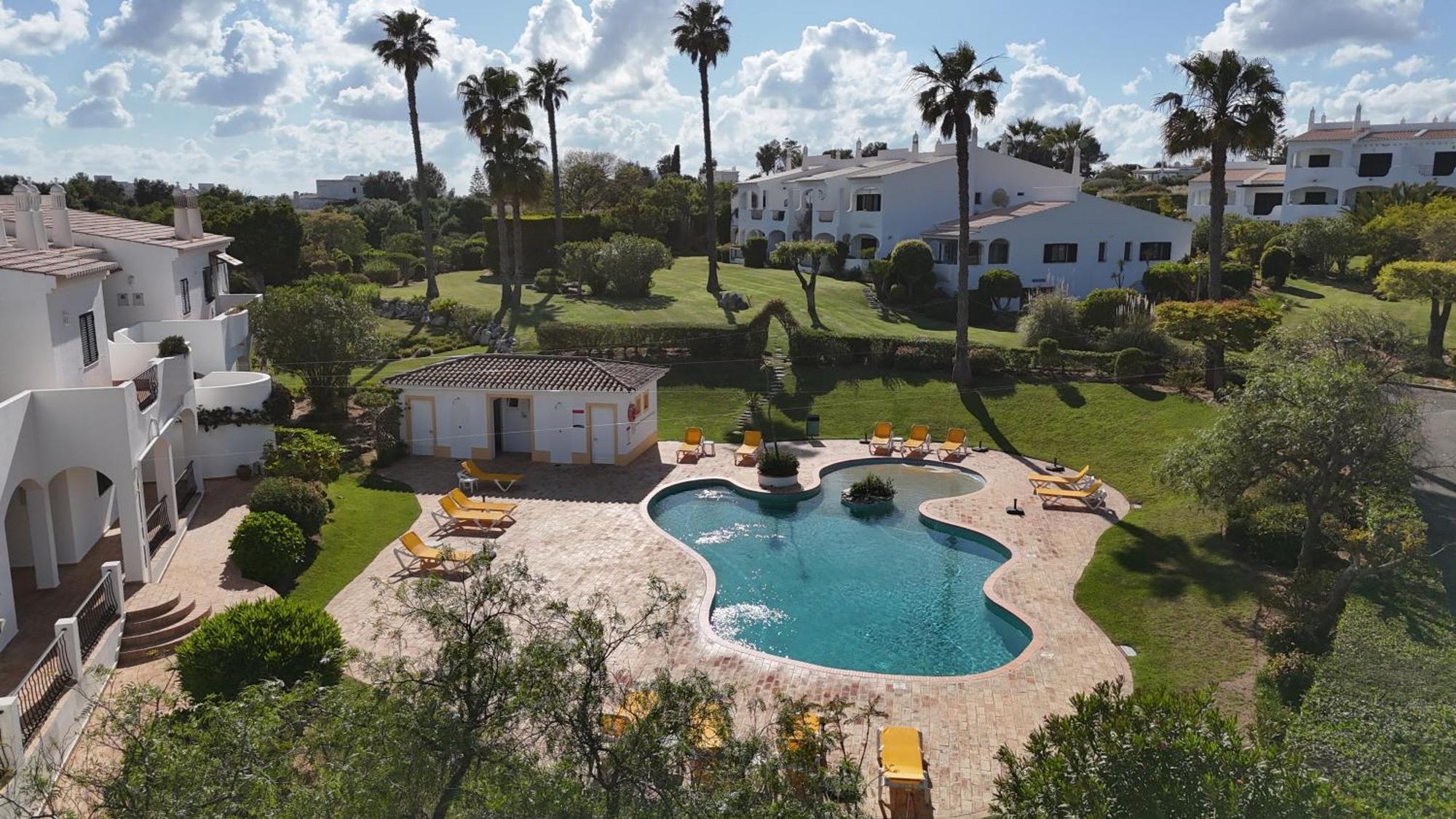 Luxury Modern T2 Ocean View - Free Parking - Pool Lejlighed Alvor Eksteriør billede